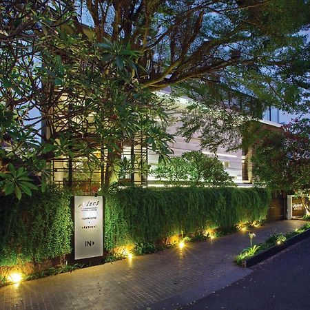 Miers Kuningan, Artotel Curated Jakarta Exterior photo