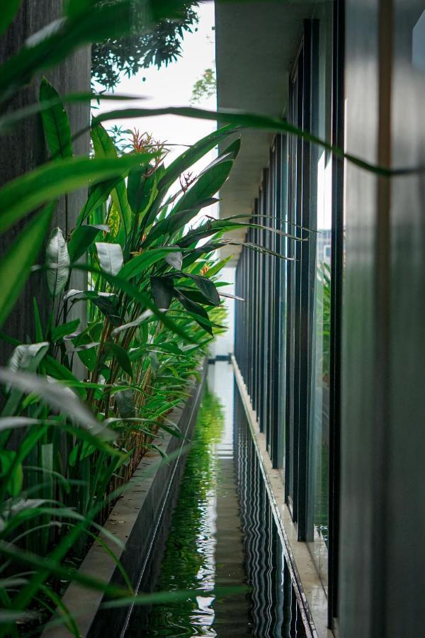 Miers Kuningan, Artotel Curated Jakarta Exterior photo